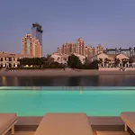 Palm Jumeirah Paradise - 5Br Villa - Infinity Pool
